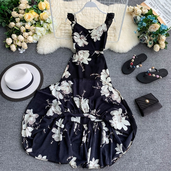 Лятна дамска рокля дълъг модел с флорален десен в няколко цвята 