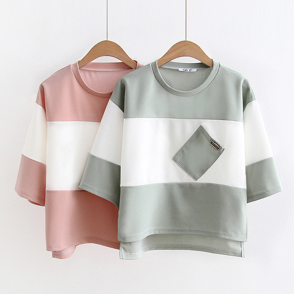 Ежедневна дамска тениска широк модел с джоб в два цвята 