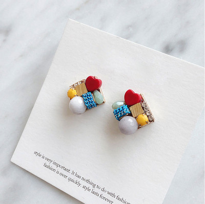 Дамски модерни обеци с цветни мъниста