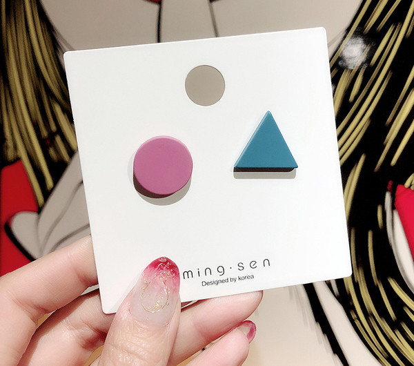 Ежедневни дамски обеци-три цвята