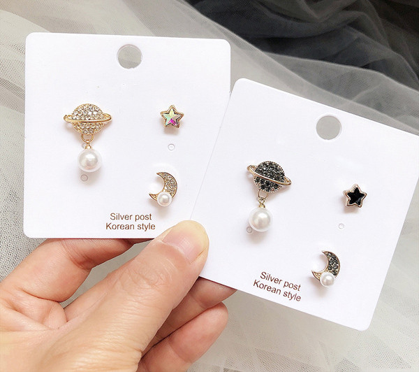 Дамски ежедневни обеци в два цвята с камъни