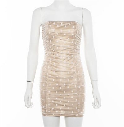 Модерна дамска рокля без презрамки на точки