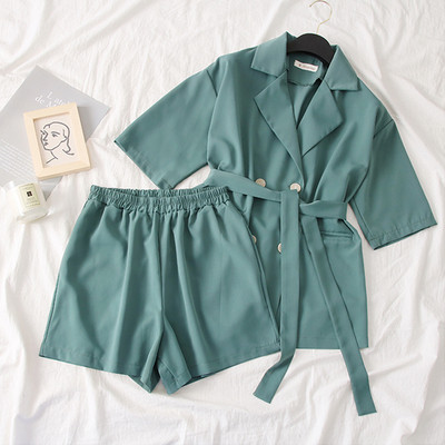 Стилен дамски комплект в пет цвята с копчета