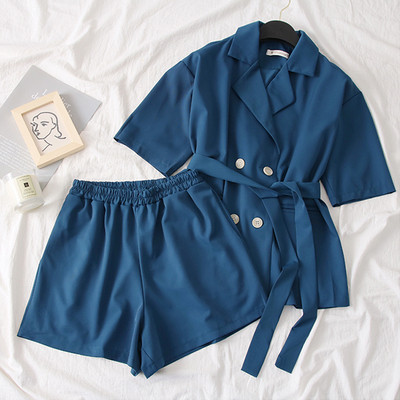 Стилен дамски комплект в пет цвята с копчета