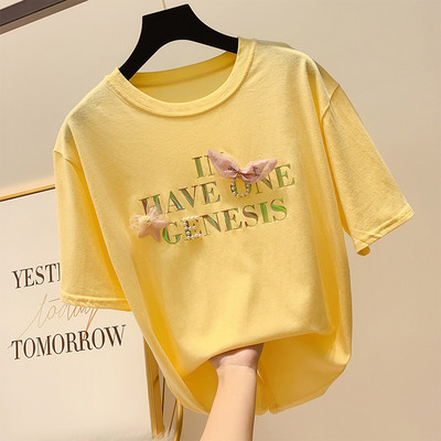 Модерна дамска тениска с 3D елемент