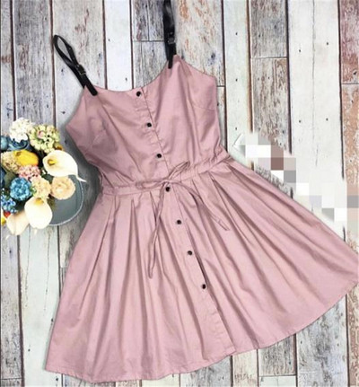 Ежедневна дамска рокля  с копчета разкроен модел 