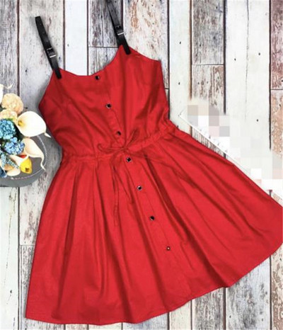 Ежедневна дамска рокля  с копчета разкроен модел 