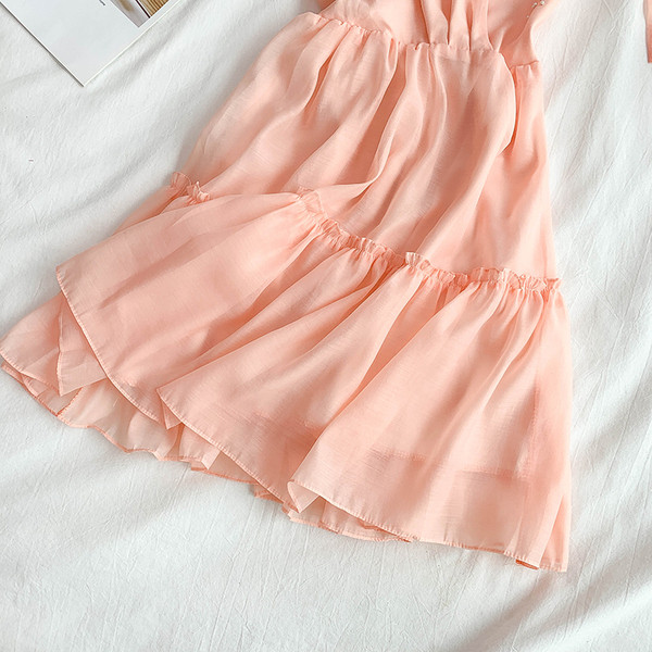 ХИТ Стилна дамска рокля с V-образно деколте и декоративни перли в три цвята 