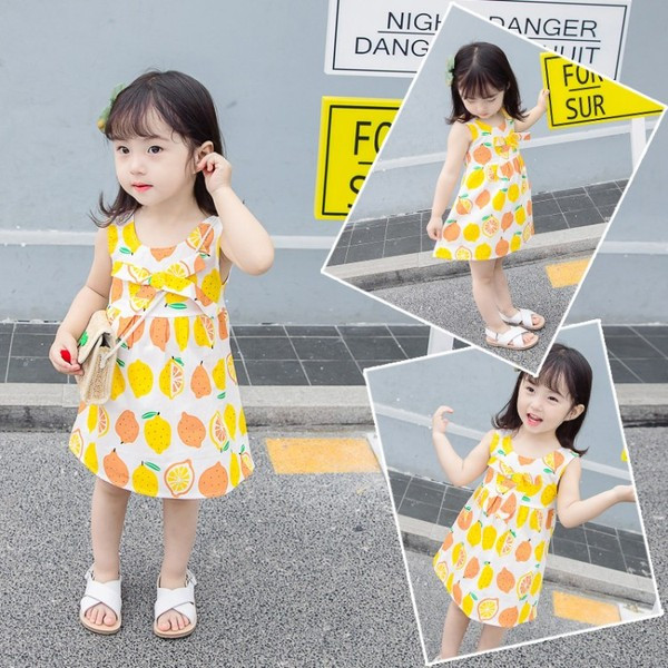 Детска модерна рокля в два цвята с различни апликации