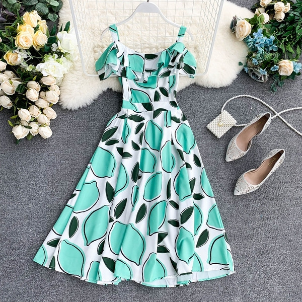 Дамска лятна рокля дълъг модел с цветна апликация 