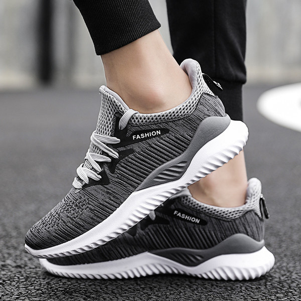 Ежедневни мъжки маратонки с дебела подметка в четири цвята 