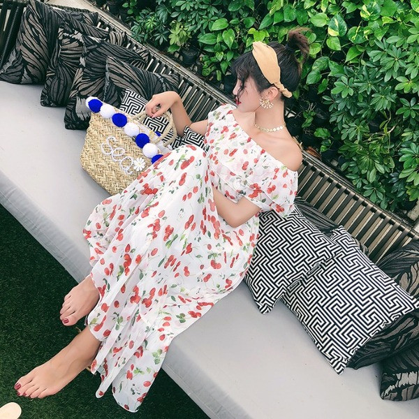 Плажна дълга рокля от шифон с голи рамене