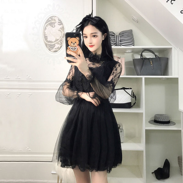 Дамска рокля с тюл в три цвята