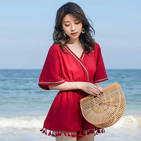 Дамски летен къс гащеризон в червено 