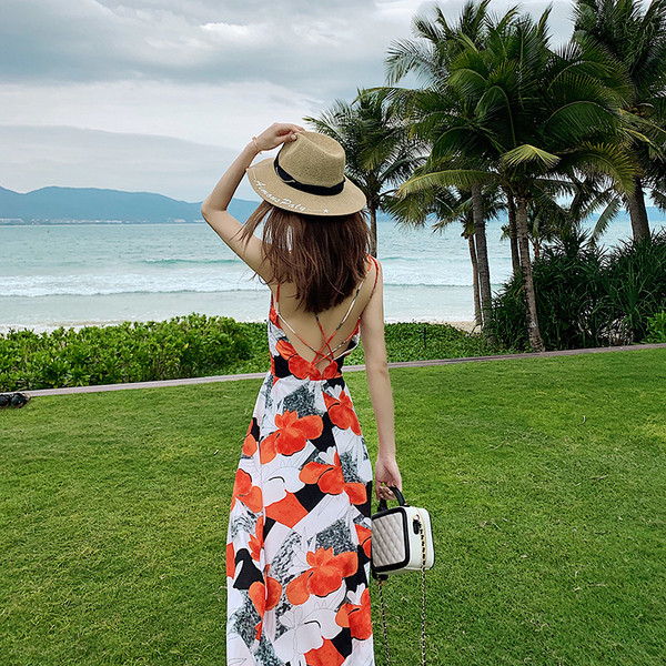 Дамска плажна дълга рокля с тънки презрамки в червен цвят 