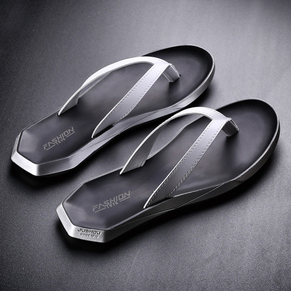 Модерни мъжки чехли в бял и черен цвят 