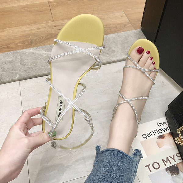 Дамски сандали с декорация камъни в два цвята