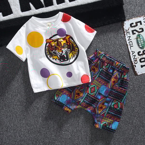 Модерен детски комплект с апликация-за момчета 