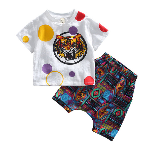 Модерен детски комплект с апликация-за момчета 