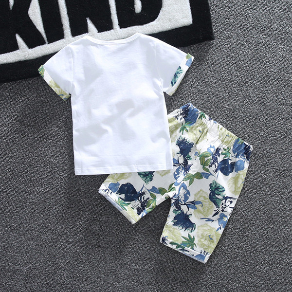 Детски комплект в два цвята с флорални мотиви-за момчета