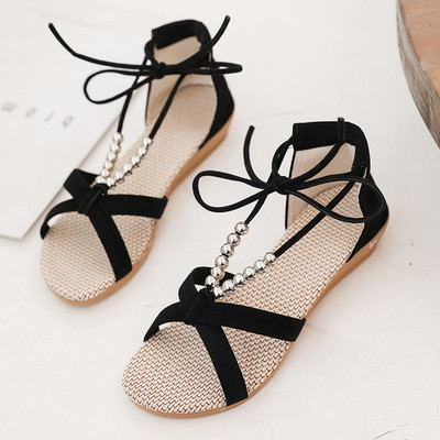 Κομψά γυναικεία σανδάλια με στοιχεία σύνδεσης σε δύο χρώματα