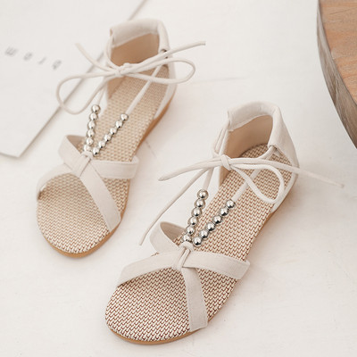 Κομψά γυναικεία σανδάλια με στοιχεία σύνδεσης σε δύο χρώματα