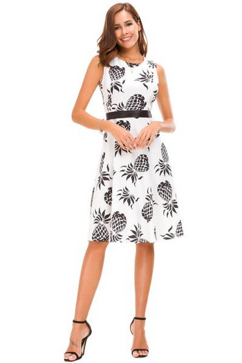 Μοντέρνο λευκό γυναικείο φόρεμα  με πολύχρωμες εφαρμογές