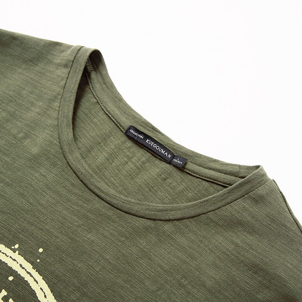 Tricou casual barbatesc cu inscriptie verde