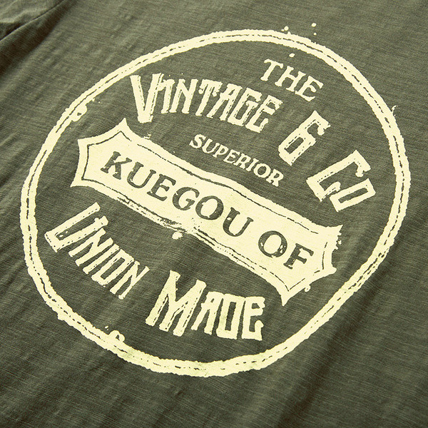 Tricou casual barbatesc cu inscriptie verde