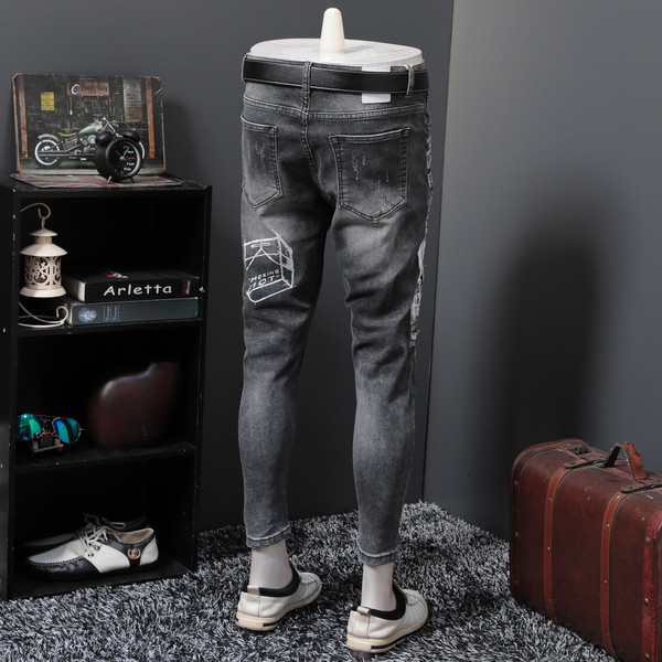 Blugi lungi pentru bărbați cu talie standard și aplicație în negru