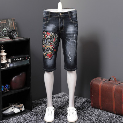 Blugi barbatesti cu lungime 3/4 in culoare albastra cu broderie