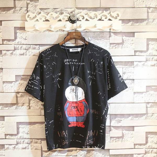 Tricou casual pentru bărbați cu aplicație în alb și negru