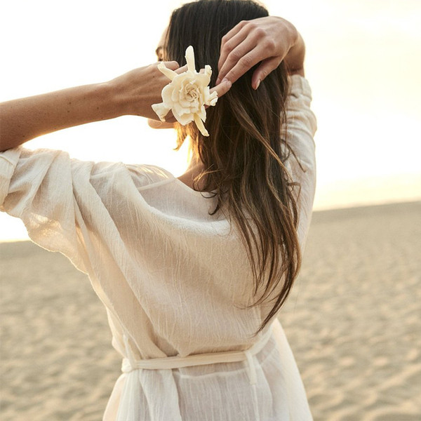 Hosszú strand női köpeny / mellény fehér színben