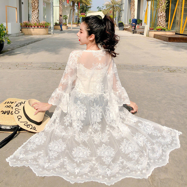 Pelerina dama alba de vara cu broderie