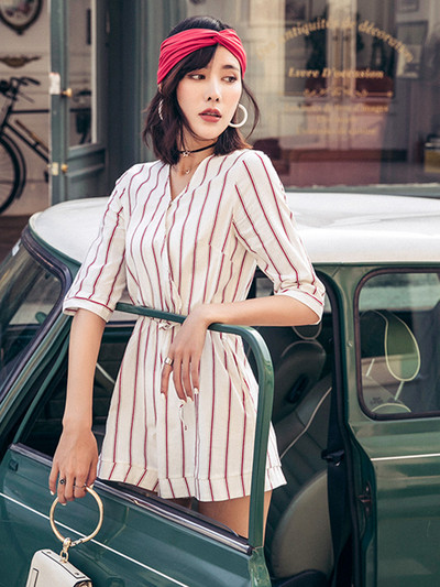 Γυναικεία φόρμα ριγέ με μανίκια 3/4 