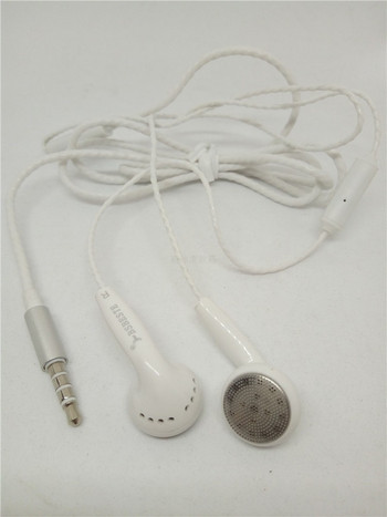 Слушалки тапи Stereo Q5  с  микрофон в бял цвят