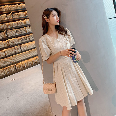 Κομψό γυναικείο φόρεμα με ντεκολτέ σε σχήμα V και μανίκι 3/4 σε δύο χρώματα