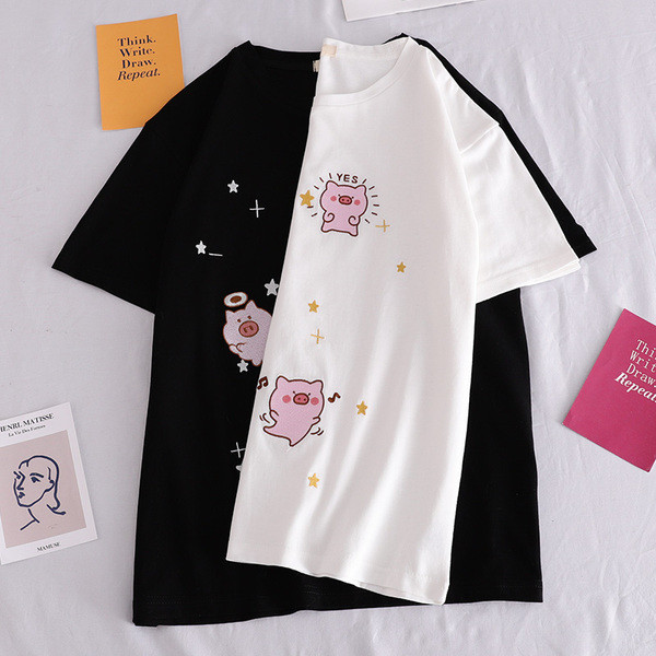 Μοντέρνο γυναικείο T-shirt με έγχρωμο κεντήματα σε μαύρο και άσπρο χρώμα