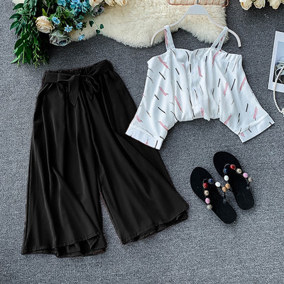 Μοντέρνο γυναικείο σετ με ψηλή μέση