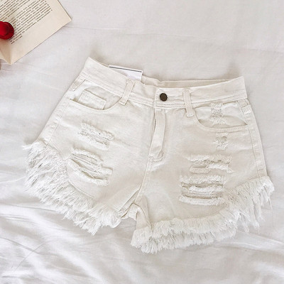 Μοντέρνα κοντά παντελόνια με σχισμένα σχέδια σε διάφορα χρώματα