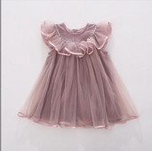 Gyermek modern ruha szabású modell három színben, tüllel