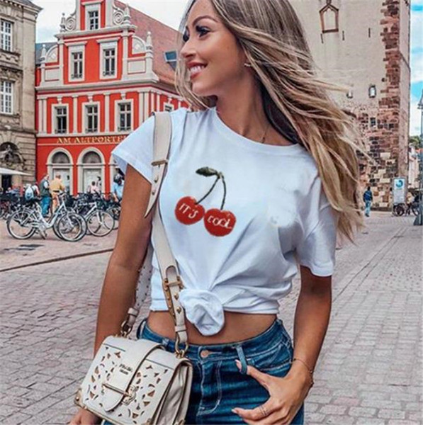 Alkalmi női póló flitterekkel, fekete-fehér felirattal