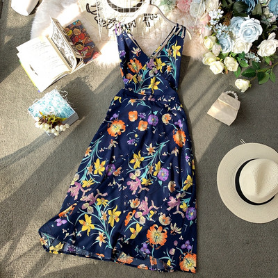 Μοντέρνο γυναικείο φόρεμα με floral σχέδια σε διαφορετικά χρώματα