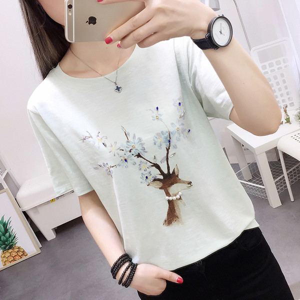 Γυναικεία μπλούζα σε τρία χρώματα με πέρλες και πέτρες