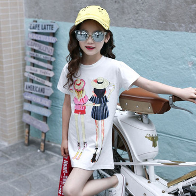 Fekete-fehér modern gyermektunika rátéttel