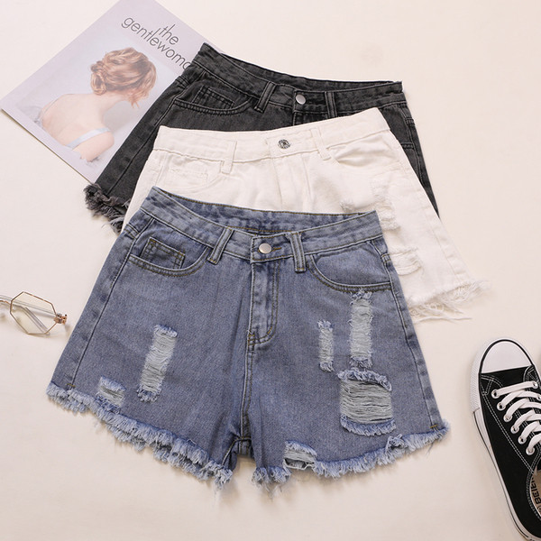 Alkalmi rövidnadrág három színben