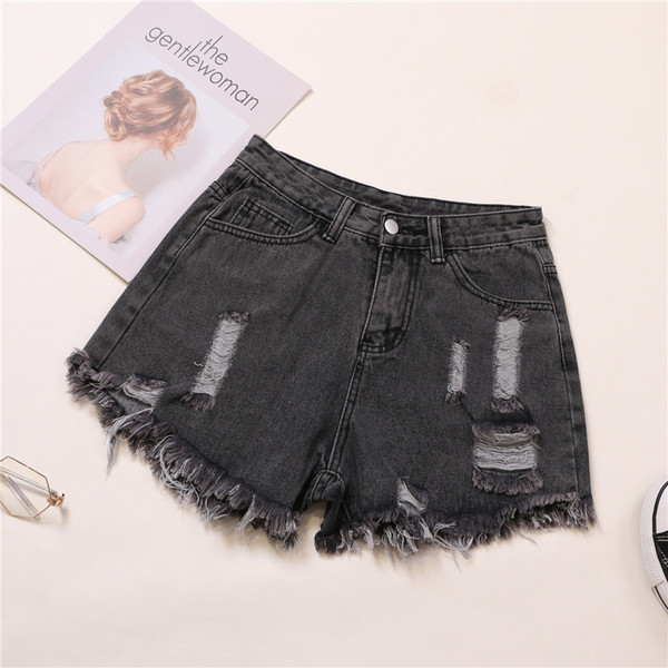 Alkalmi rövidnadrág három színben