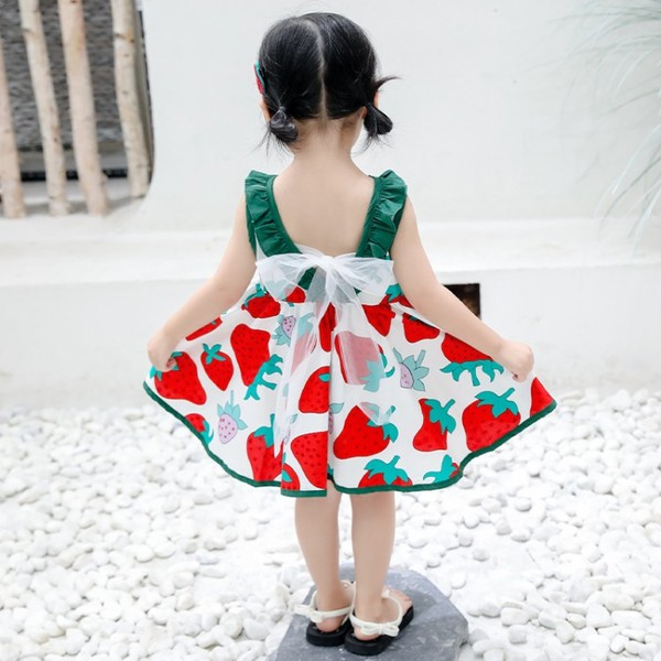 Jelenlegi gyerekruha szabású modell két színben