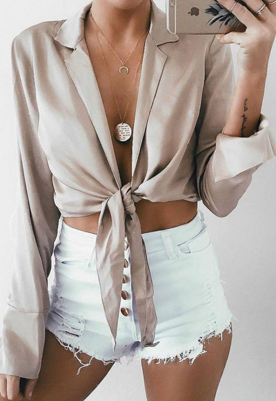 Stílusos női ing rövid modell, mély V-nyakkal, több színben