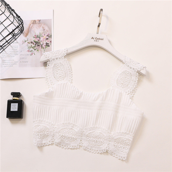 Stílusos női melltartó csipkével, fehér és fekete színben